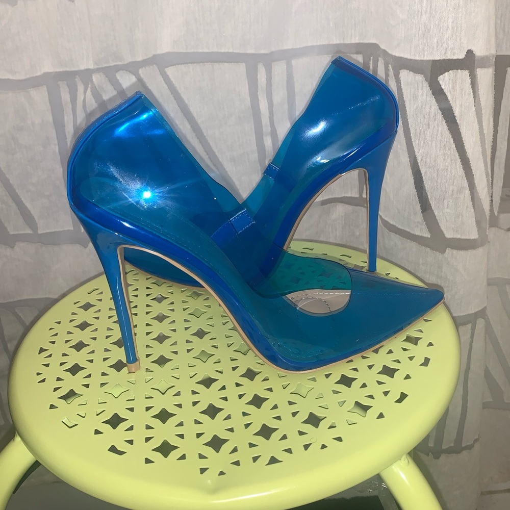Clear blue pointed toe heels